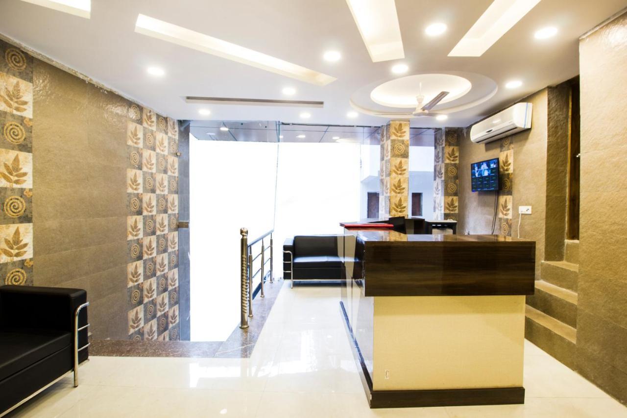 Oyo Welcome Hotel